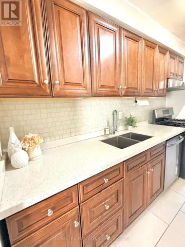 17 - 2755 WINDWOOD DRIVE, Mississauga (Meadowvale), Ontario L5N2C8