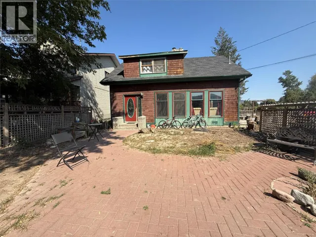 1325 Quilchena Avenue, Merritt, British Columbia V1K1B8