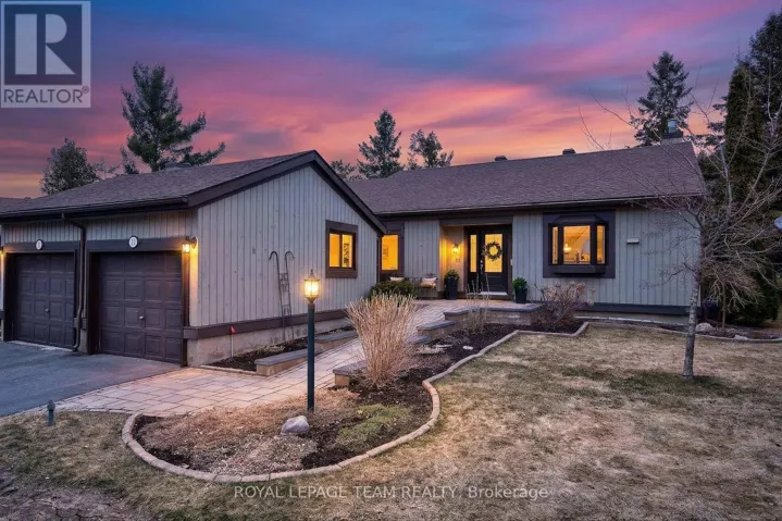 11 GLEN ABBEY CRESCENT, Ottawa, Ontario K2S1R6