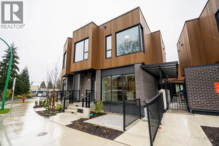 3161 CANFIELD CRESCENT, North Vancouver, British Columbia V7R2V9