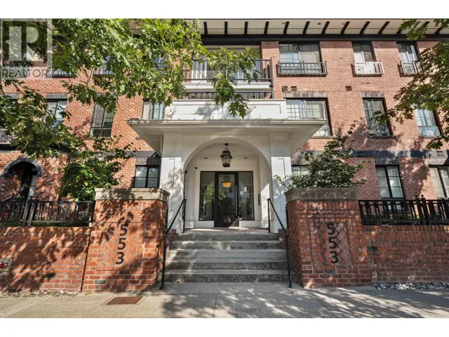 301 553 FOSTER AVENUE, Coquitlam, British Columbia V3J0B5