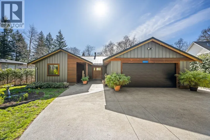 4892 Greaves Cres, Courtenay, British Columbia V9J1R5