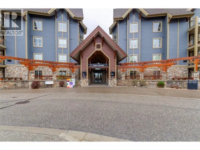 105 Village Centre Court Unit# 422, Vernon, British Columbia V1H1Y8
