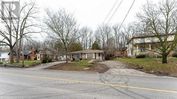 368 FOUNTAIN STREET S, Cambridge, Ontario N3H1J3