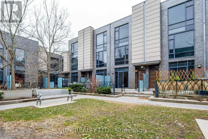 TH 31 - 19 VALHALLA INN ROAD, Toronto (Islington-City Centre West), Ontario M1N3B1