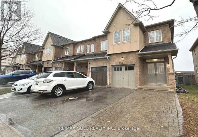 2295 STONE GLEN CRESCENT, Oakville (WM Westmount), Ontario L6M0C8