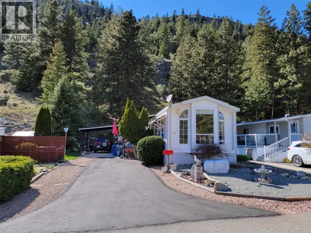 1292 Highway 3A Unit# 32, Keremeos, British Columbia V0X1N4