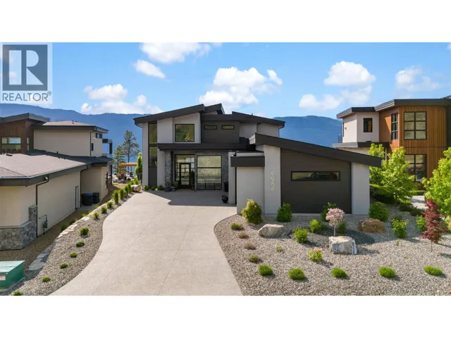 9988 Beacon Hill Drive, Lake Country, British Columbia V4V0A9