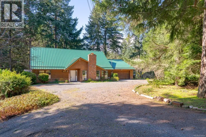 3035 Wild Rose Blvd, Nanoose Bay, British Columbia V9P9E4