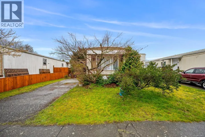 19 390 COWICHAN Ave, Courtenay, British Columbia V9N7T4