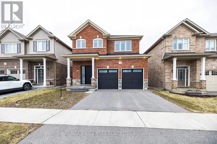 10 MOSES CRESCENT, Clarington (Bowmanville), Ontario L1C0T7