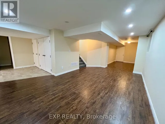 LOWER - 149 DANCE ACT AVENUE, Oshawa (Windfields), Ontario L1L0H4