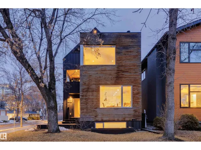 10958 80 AV NW, Edmonton, Alberta T6G0R1