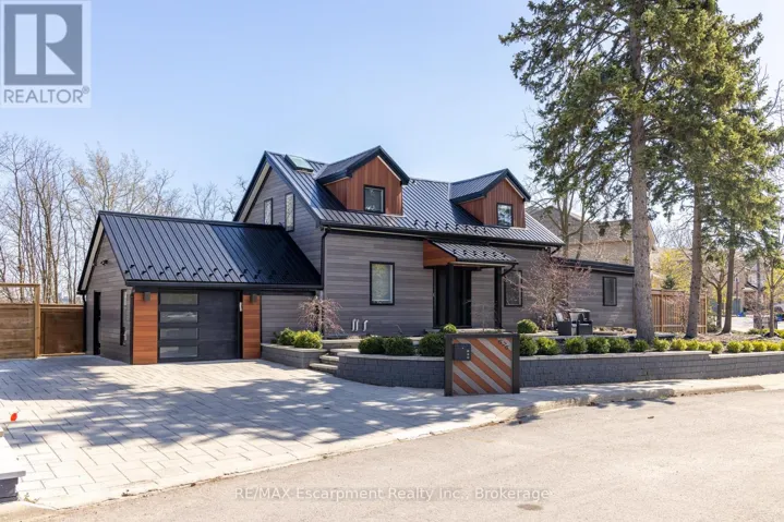 676 BAYSHORE BOULEVARD, Burlington (Bayview), Ontario L7T1T2