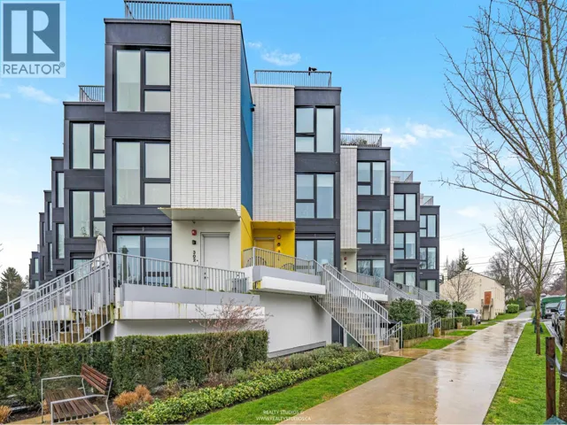 3130 SOPHIA STREET, Vancouver, British Columbia V5T0K5