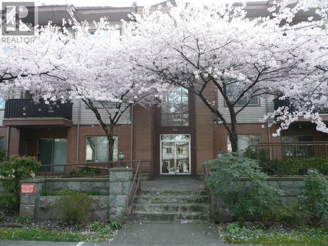209 6688 BURLINGTON AVENUE, Burnaby, British Columbia V5H3M9