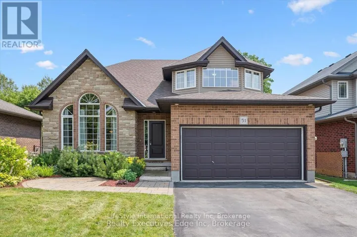 51 MARR DRIVE, Centre Wellington (Elora/Salem), Ontario N0B1S0