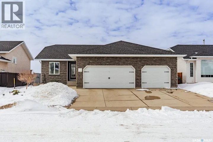 330 Pobran CRESCENT, Saskatoon, Saskatchewan S7S1L4