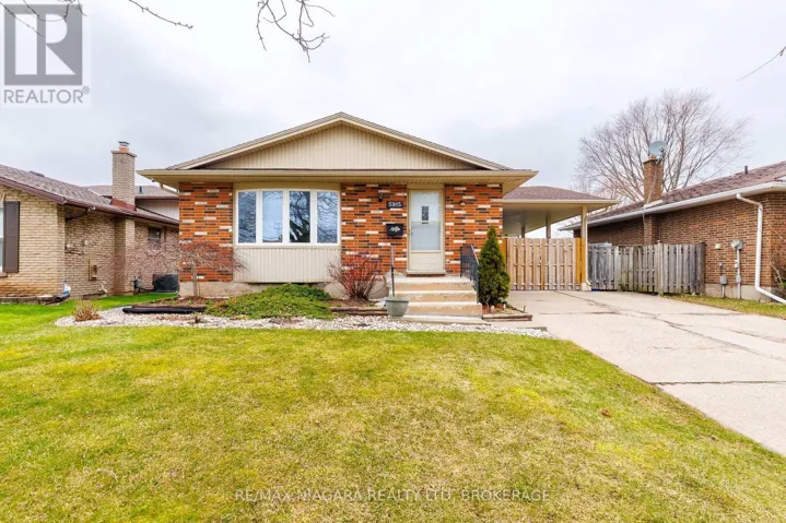 5915 FRONTENAC STREET N, Niagara Falls (Arad/Fallsview), Ontario L2G3B1