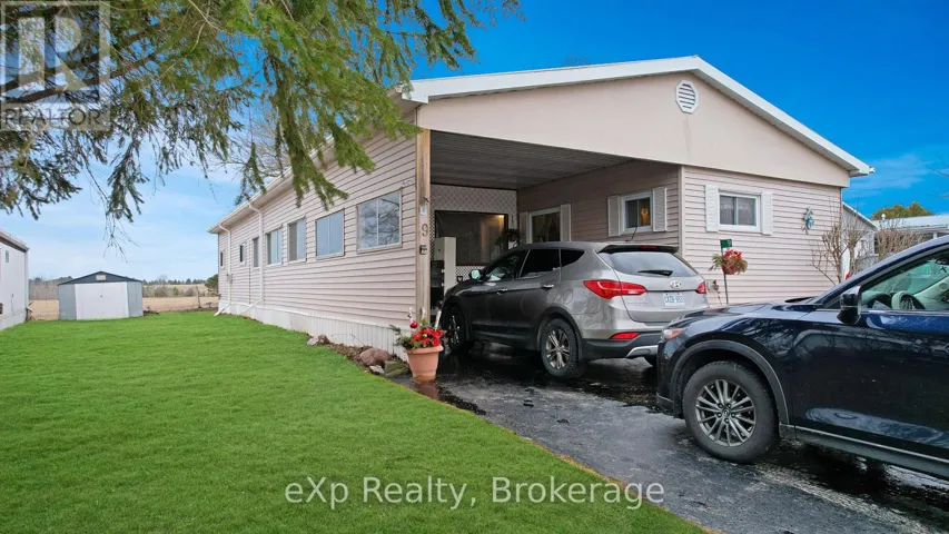 9 DOVE ROAD, Brockton, Ontario N0G2V0