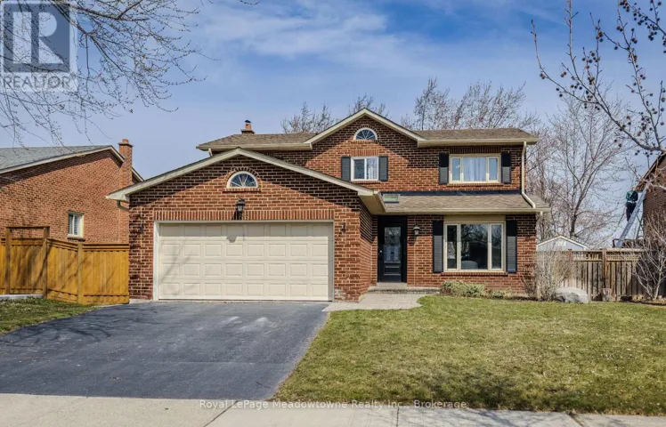740 ROBERTSON CRESCENT, Milton (TM Timberlea), Ontario L9T4W4