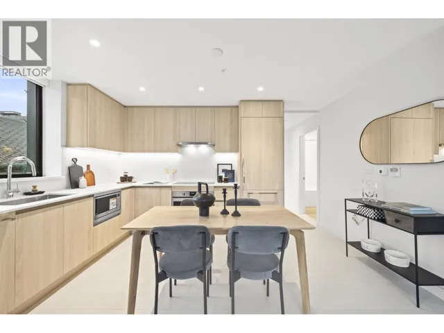 204 4928 QUEBEC STREET, Vancouver, British Columbia V5W2N2