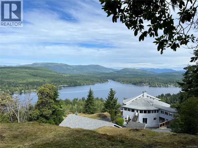 1828 Strathcona Hts, Shawnigan Lake, British Columbia V8H2A9