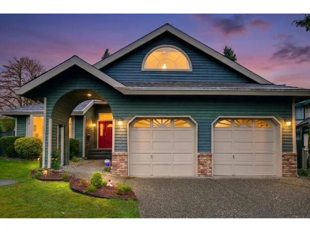 10574 WOODGLEN CLOSE, Surrey, British Columbia V4N1V4