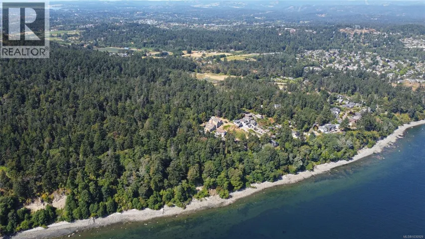 4563 Cordova Bay Rd, Saanich, British Columbia V8X3V5