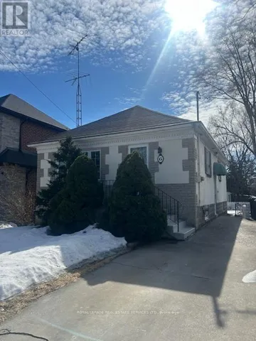 BASEMENT - 6 HIAWATHA PARKWAY, Mississauga (Port Credit), Ontario L5G3R7