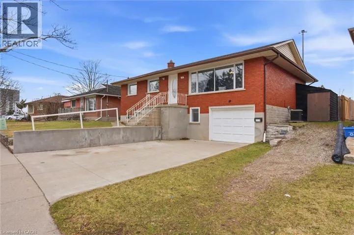 52 BONIFACE Avenue, Kitchener, Ontario N2C1L9