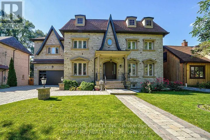 38 PHEASANT ROAD, Toronto (Newtonbrook East), Ontario M2M3G7