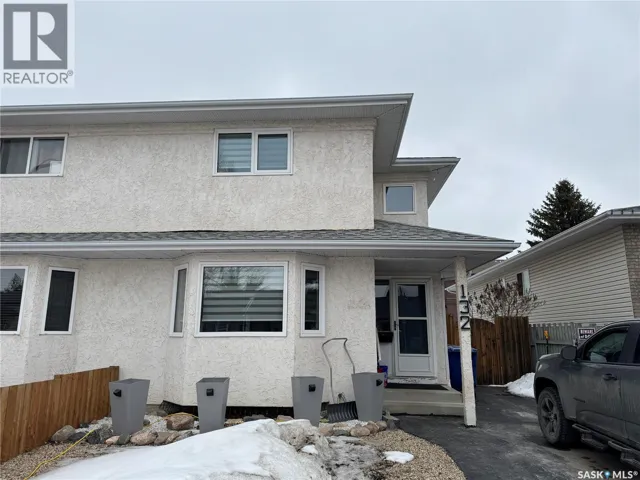132 Barber CRESCENT, Saskatoon, Saskatchewan S7M5M7