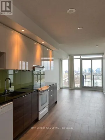 3107 - 121 MCMAHON DRIVE, Toronto (Bayview Village), Ontario M2K0C1