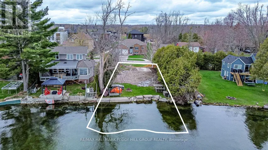 3813 WOOD AVENUE, Severn (West Shore), Ontario L3V0T9