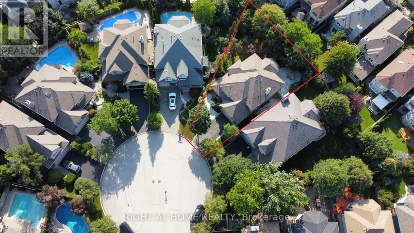 2623 CHARLOTTE COURT, Mississauga (Central Erin Mills), Ontario L5M5E6