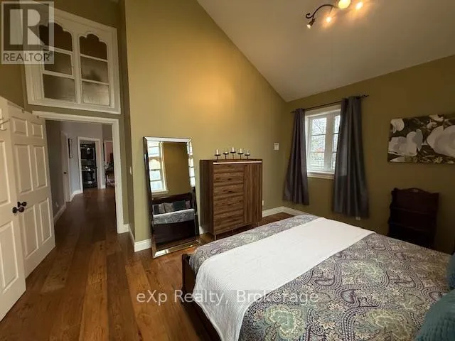 780
