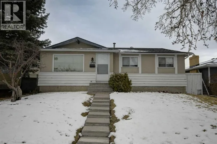 12120 Lake Michigan Road SE, Calgary, Alberta T2J3G3