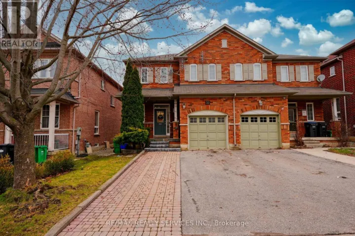 32 ASHDALE ROAD, Brampton (Bram West), Ontario L6Y5M7