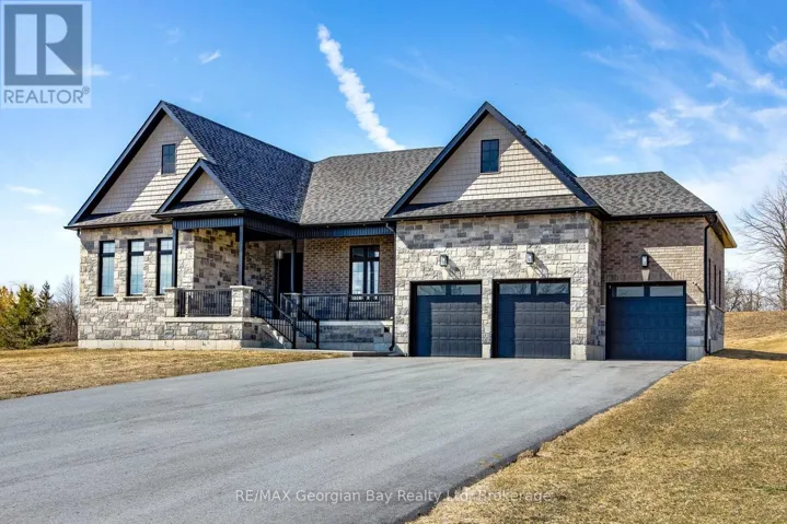 6 CALDWELL DRIVE, Oro-Medonte, Ontario L0L2L0