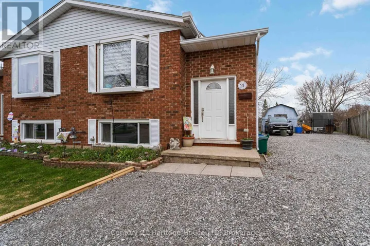 21 JUSTINA COURT, Welland (Broadway), Ontario L3C7E4