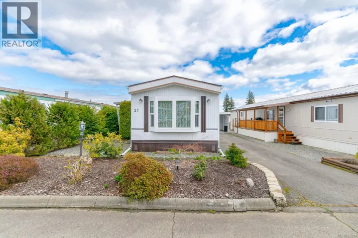 27 10980 Westdowne Rd, Ladysmith, British Columbia V9G1X2