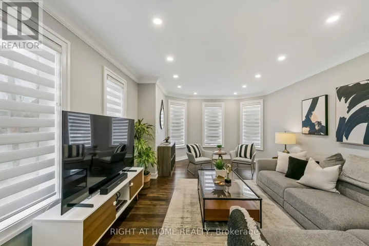 23 COATES DRIVE, Milton (DE Dempsey), Ontario L9T5R4