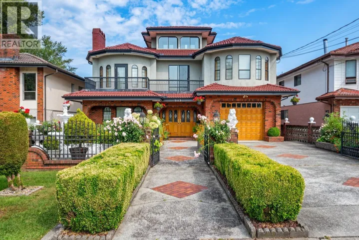 7113 UNION STREET, Burnaby, British Columbia V5A1H8