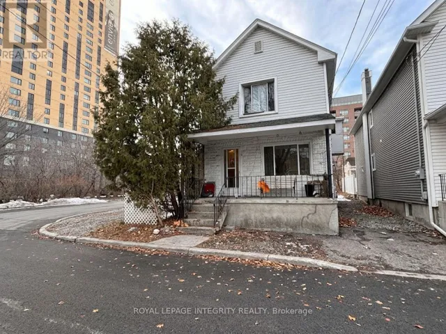 129 PAMILLA STREET, Ottawa, Ontario K1S3K9
