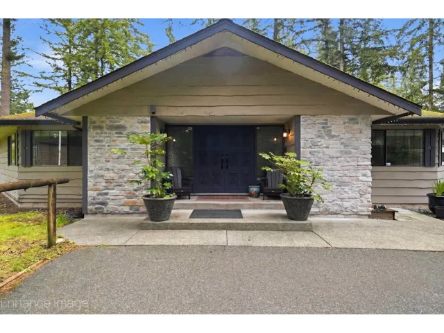 2890 202 STREET, Langley, British Columbia V2Z2B9