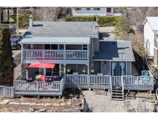 2138 Catt Avenue, Lumby, British Columbia V0E2G0