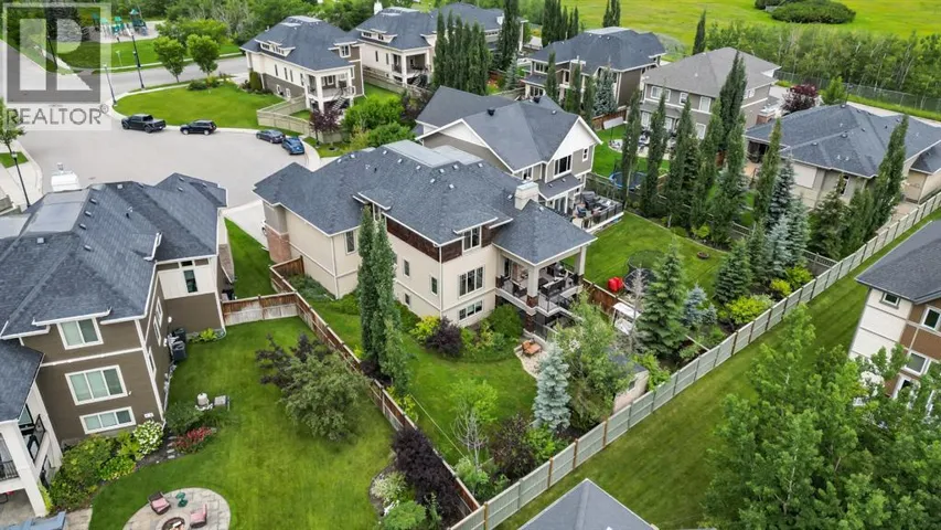 22 Wendham Place SW, Calgary, Alberta T3H0R6