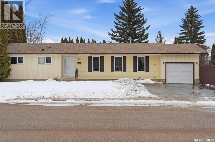 102 Dore CRESCENT, Saskatoon, Saskatchewan S7K4X7