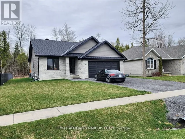 47 BEECH STREET, South Stormont, Ontario K0C1M0